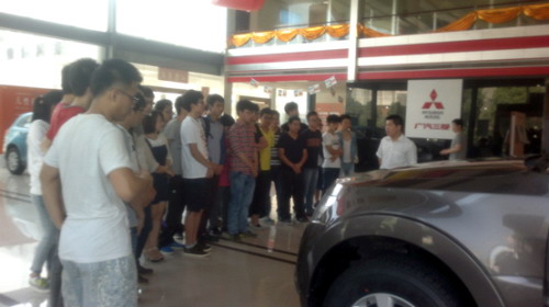 参观汽车4S店策划书-汽车4S店开业庆典策划怎