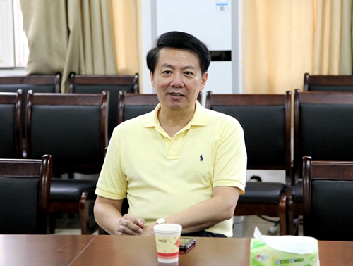 校党委书记郑翔参加学习《九江学院十三五规