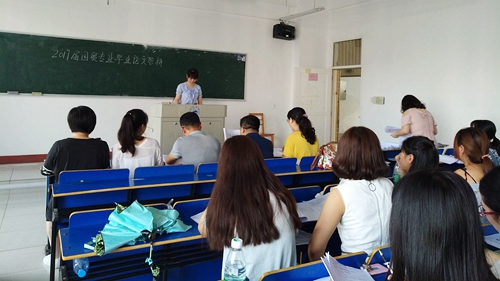 九江学院经管学院完成2017届本科毕业论文答辩工作插图(1) 九江学院经管学院完成2017届本科毕业论文答辩工作插图(1)
