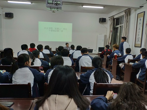 25d8ckyhnj.jpg
