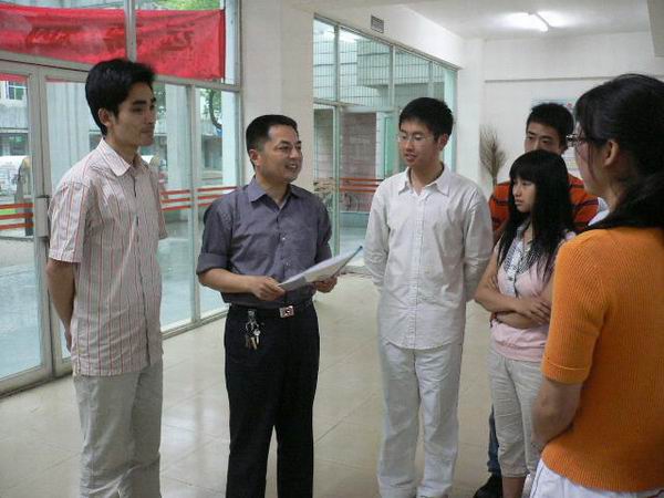 基础医学院利用心理剧排练强调学生心理防护意