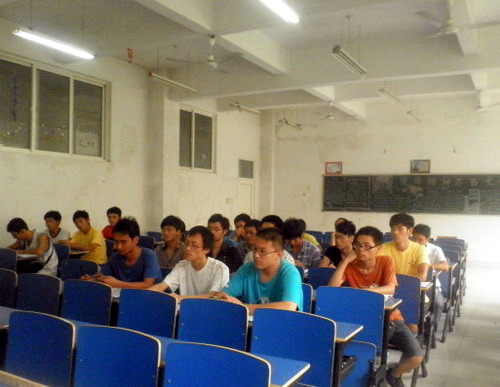 怎么成为党员学生 447B44020EBAEC7B5C697597968D549B.jpg