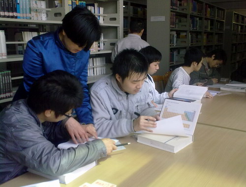 图书馆英语怎么读好记 C5EF4CC05E035D337FEDF98AB76C2D09.jpg