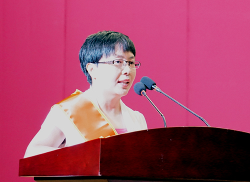 楷模"的10位教师代表丁志华,王苓,许成锋,吴传保,张化浩,张应华,郭钊