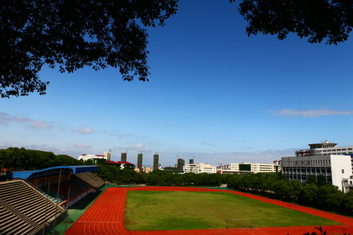 灵秀的江南,律动的校园(图)-九江学院校园网