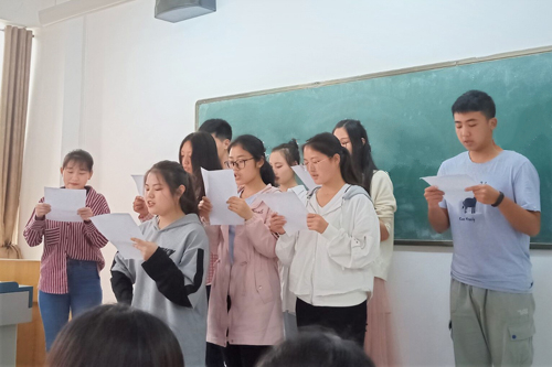 政法学院组织学生干部开展学唱校歌活动-九江学院校园网